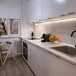 Domenii Market 부쿠레슈티
